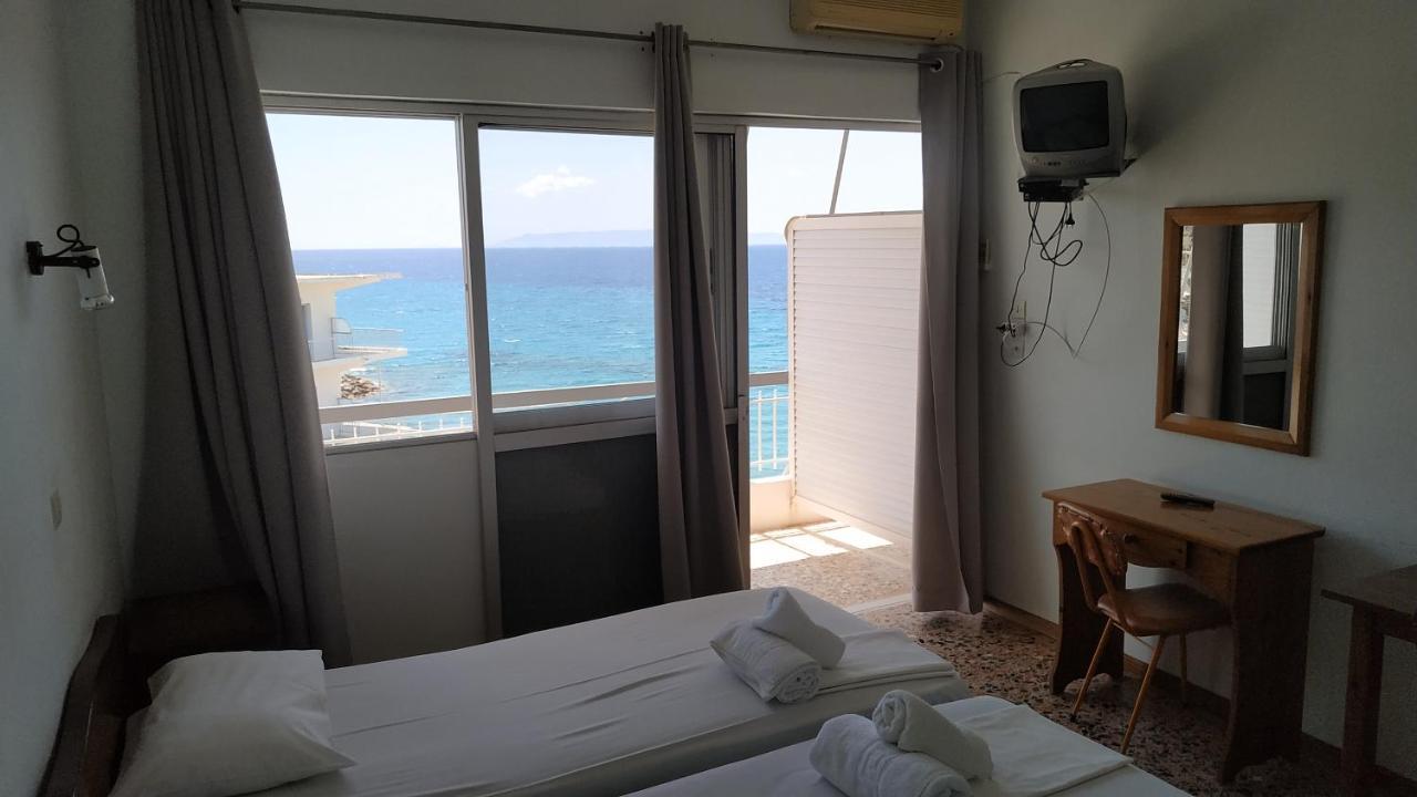 Poulea Rooms 卡拉马塔 外观 照片